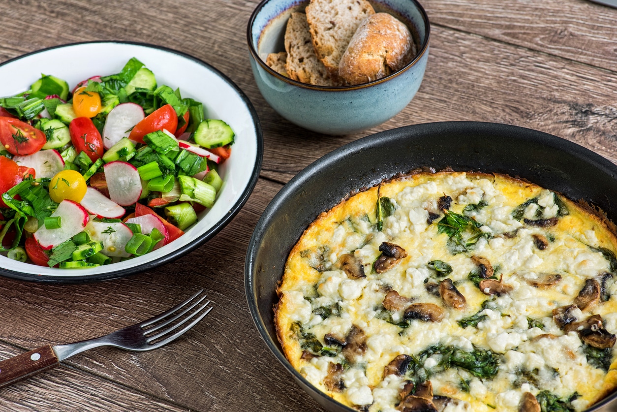 Read more about the article Mushroom and cheese omlette